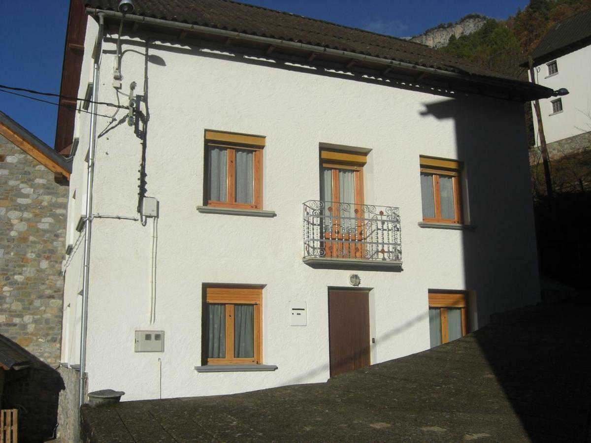 Vivienda Lanzon Villa Salinas de Bielsa Bagian luar foto